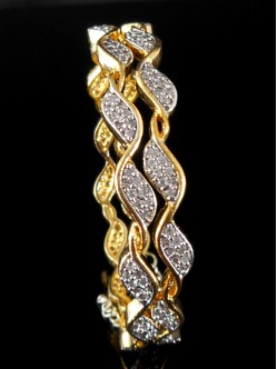 wholesale-cz-bangles-1550CZB57TW.